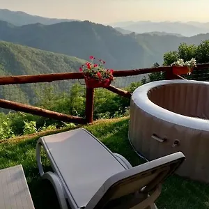 Holidays Crasciana, Con Terrazza Vista Sulle Alpi Apuane. , Crasciana Italia